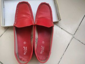 Price Drop!! Casual Shoes/Loafers- Relaxo - Mary