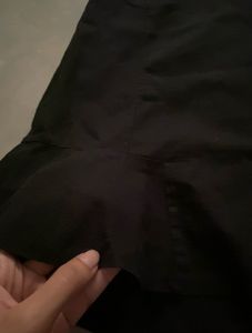 Chic Black Ruffle Hem Skirt