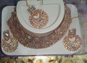 Choker Set