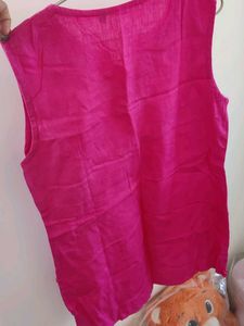 xxl Pink Sleeveless Kurti with Embroidery – Pre-lo