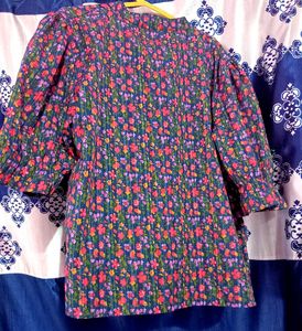 Floral Button Up Top