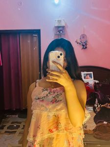 Pinteresty Floral Top🩷🎀