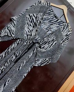 Black &amp; White Stylish Zebra Print Shrug 38 Bust