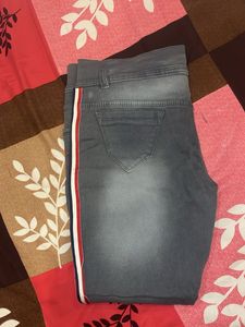 Denim Faded Grey Ankle Jeans