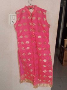 2 Silk And Zari  Kurti V Pretty Colour
