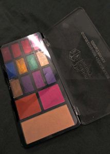 Esciola Fashion Life Eyeshadow Palette