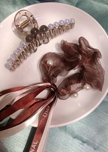 fancy clutchers With Scrunchies