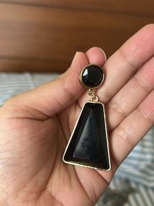 Black &amp; Gold Geometric Drop Earrings &amp; Neckpiece