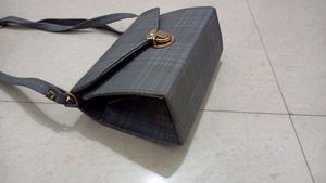 Sling bag