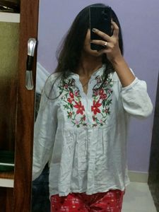 White Floral Embroidery Top