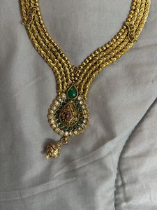 A Traditional Wear Set