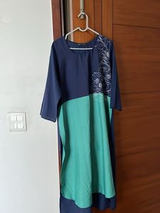 Stylish Two-Tone Kurta