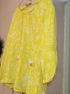 Yellow Printed Top With Dori On Neck &amp; Sleeves