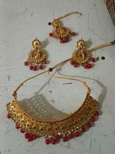 Elegant Gold-Tone Jewelry Set