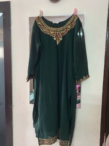 Women Green Kurta Set