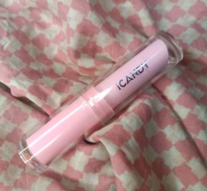 BRAND NEW 🍒 LIPSTICK 💄