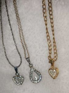 Set Of 3 Chains With Locket