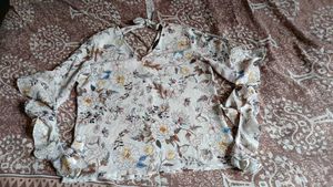 Floral Print Open Shoulder Top