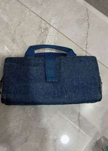 Travel Makeup Organiser