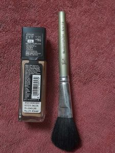 Brand New Maybelline Foundation