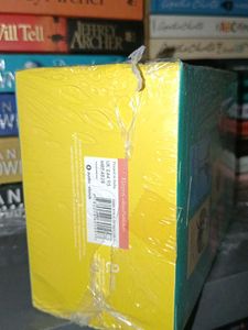 Agatha Christie Paperback Set (5 Books)