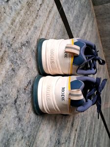 Mode By Red Tape Shoes