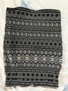 Patterned Mini Pencil Skirt