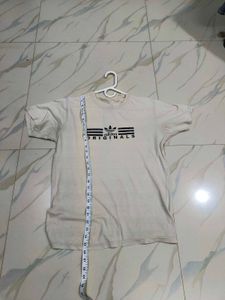 Title: Retro Adidas Baggy T-Shirt Duo 😎👕
