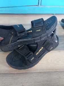 Columbus Gold Black Sandals