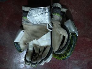 Batting Gloves For Cricket