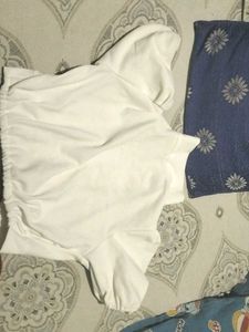 Chic White Crop Shirt