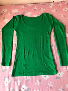 Green Long Sleeve Top