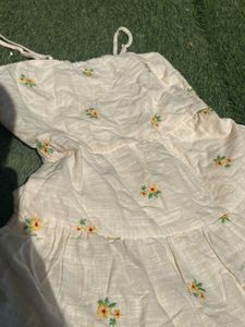 Cute floral sundress🌼Size-Small