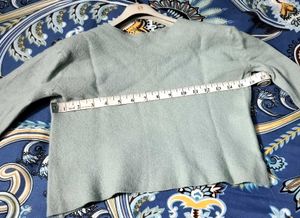 FULL SLEEVE CROP SWEATER 💙