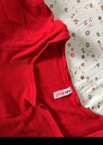 Square.neck Top