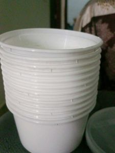 White Useful Container New With Lid