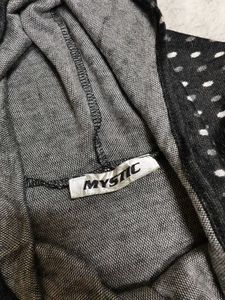Stylish Top With Hoodie