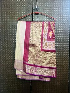 Beautiful Silk Saree With Blouse
