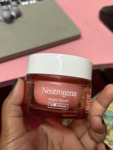 Neutrogena Bright Boost Gel Cream