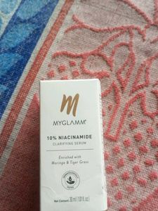 MyGlamm 10% Niacinamide Clarifying Serum