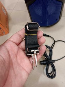 New MZ M51VP Speaker w/ Mic