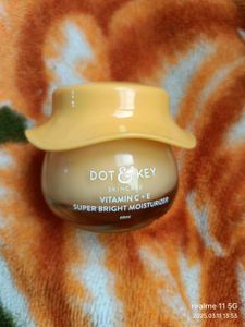 Dot & Key Vitamin C Moisturizer