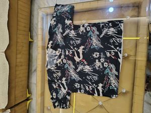 T Shirt With Cool Print
