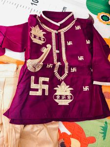 Traditional Indian Boy&#39;s Outfit