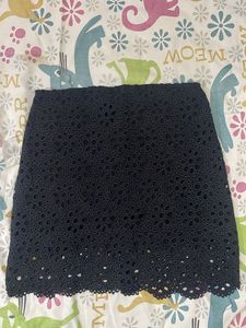 A Pretty Black Lace Short Skirt