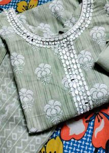 Floral Print Cotton Kurta Set with Mirror Detail