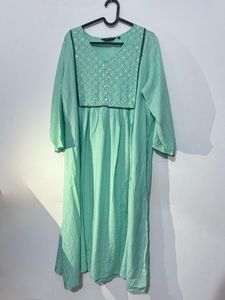 Green Embroidered Kurta
