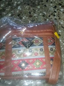 Rajstani Bag  Ke Sath AK 100 Ka Idem Free