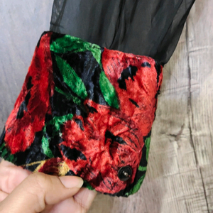 floral velvet dress in offer ✴️🎉