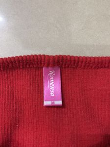 Red Sleeveless Crop Top